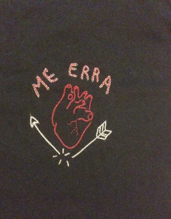 Camiseta Me ERRA bordada